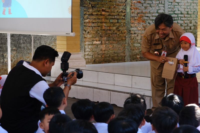 Ajak Siswa Bijak Bermedia Sosial, Diskominfo Temanggung Hadirkan Program Internet Sehat di SD Muhammadiyah Parakan