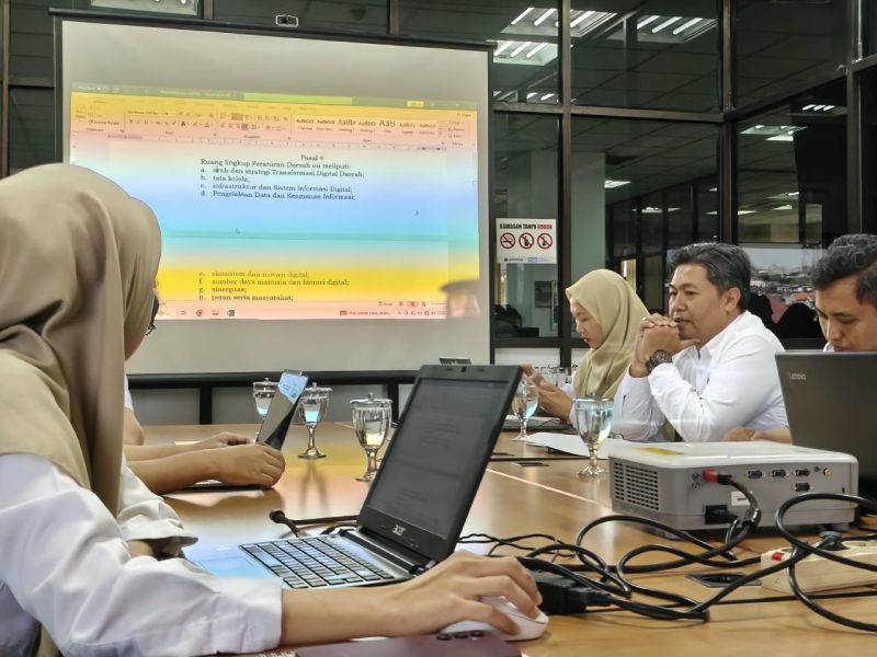 Biro Hukum Jateng Fasilitasi Raperda Transformasi Digital Kabupaten Temanggung